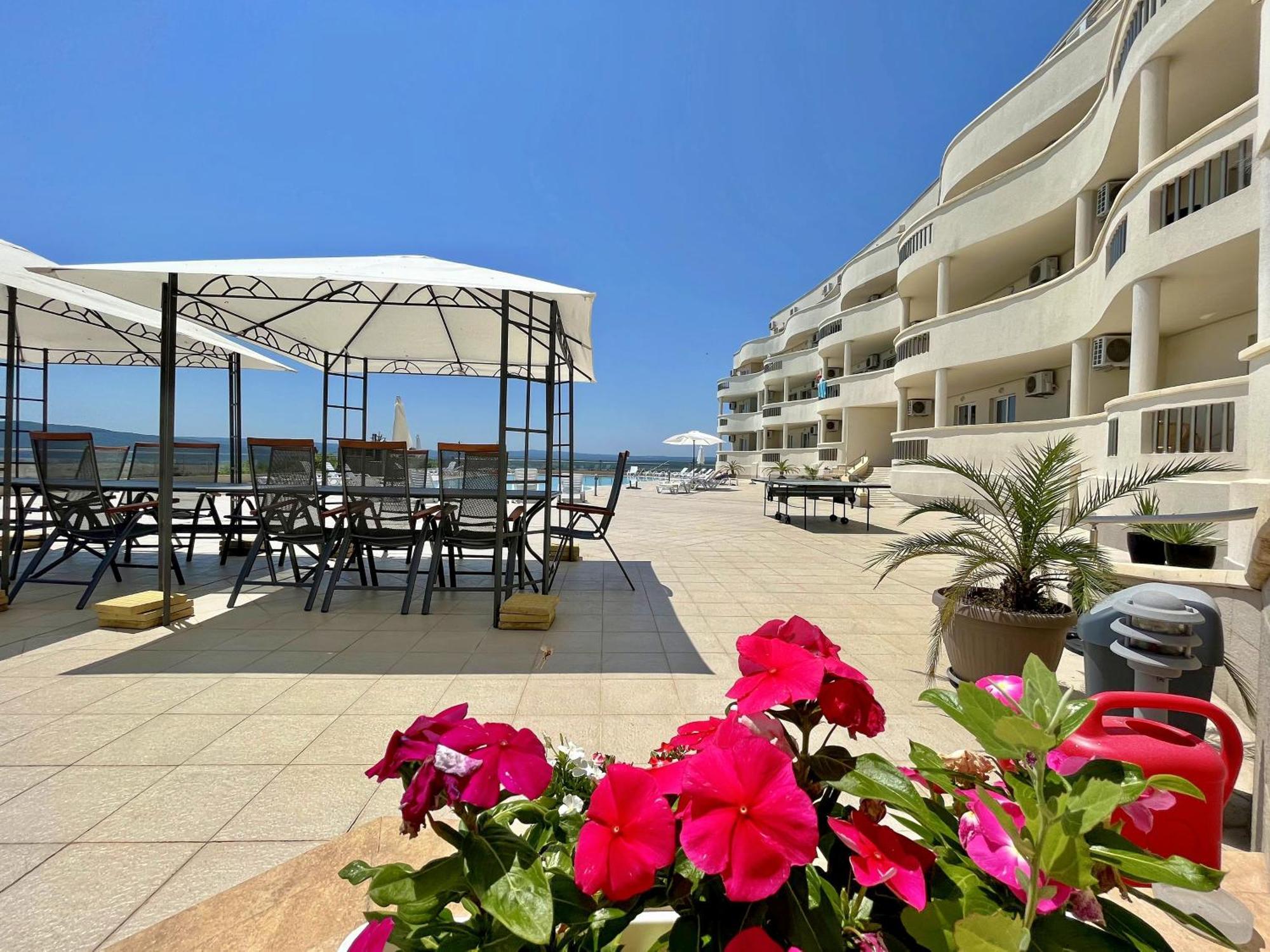 Апартаменти Сънбрийз - Sunbreeze apartments Бяла Екстер'єр фото