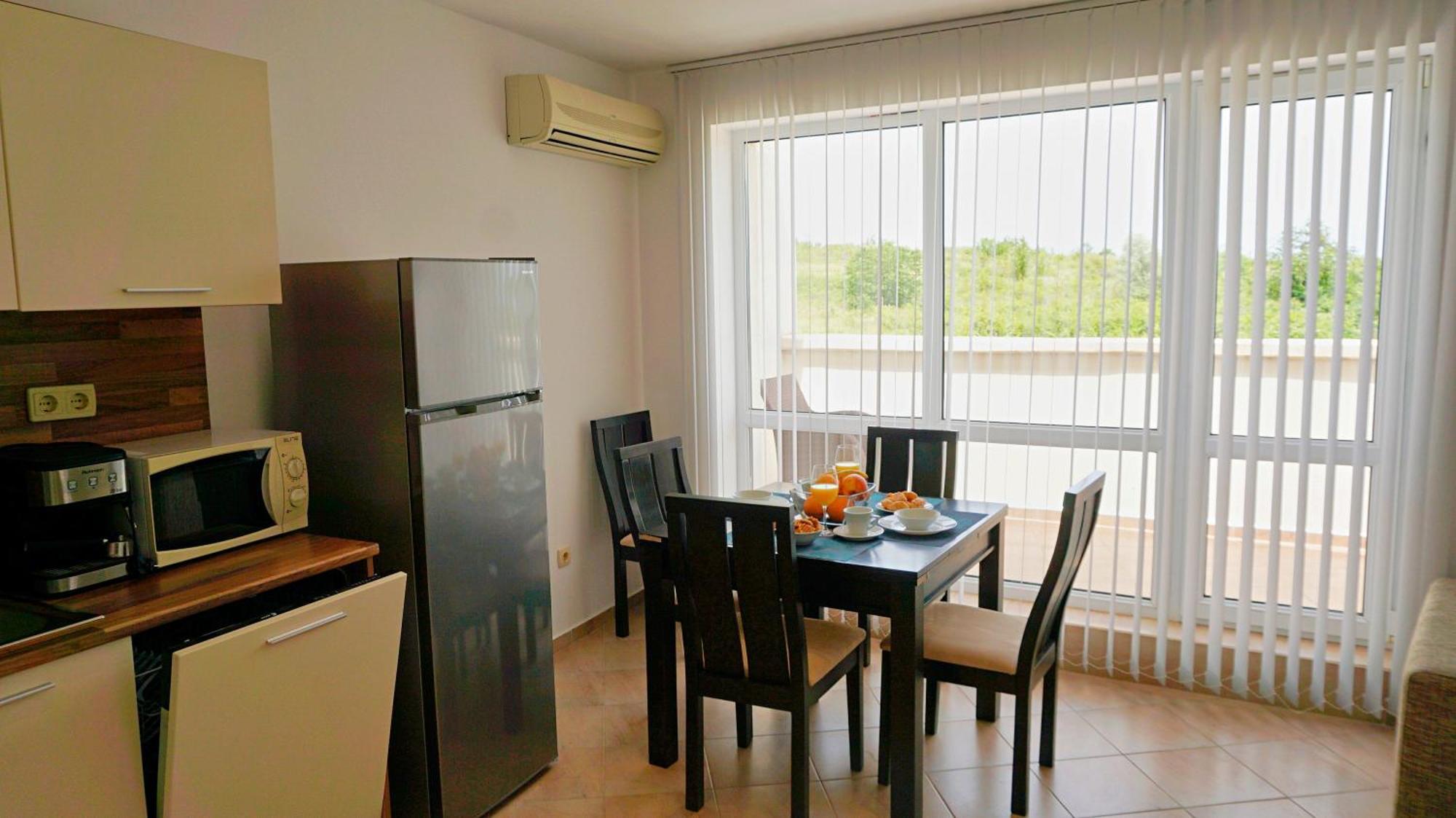 Апартаменти Сънбрийз - Sunbreeze apartments Бяла Екстер'єр фото